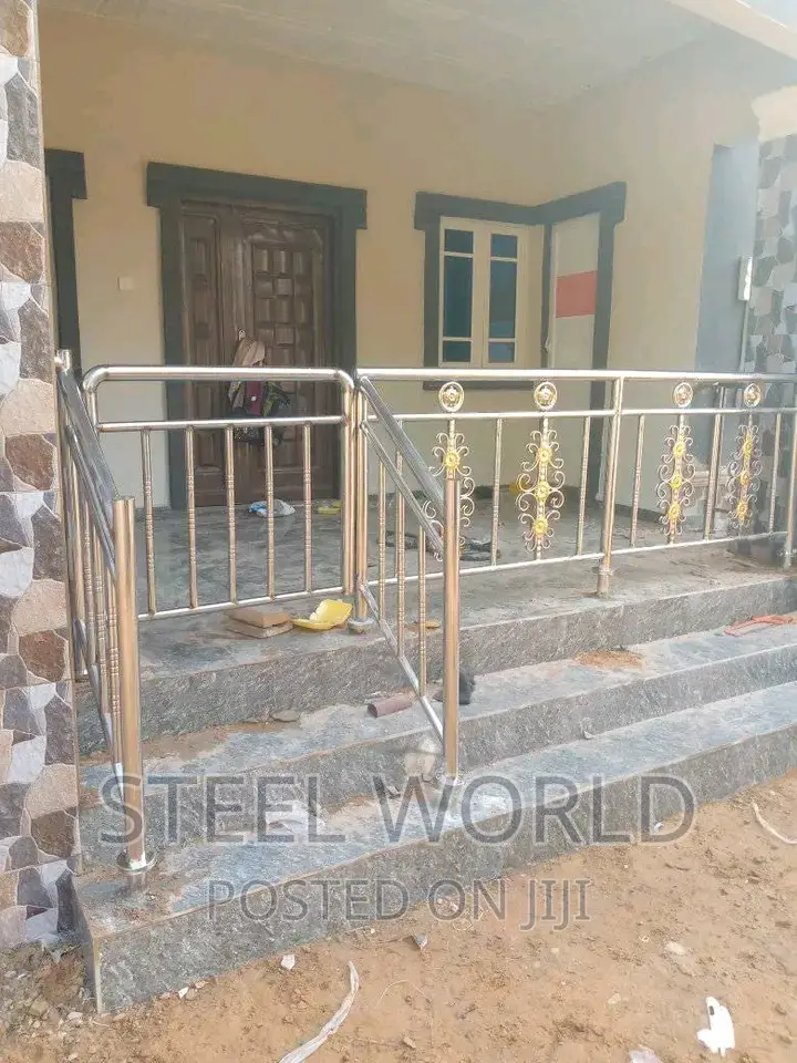 Handrail for Entrance With Door