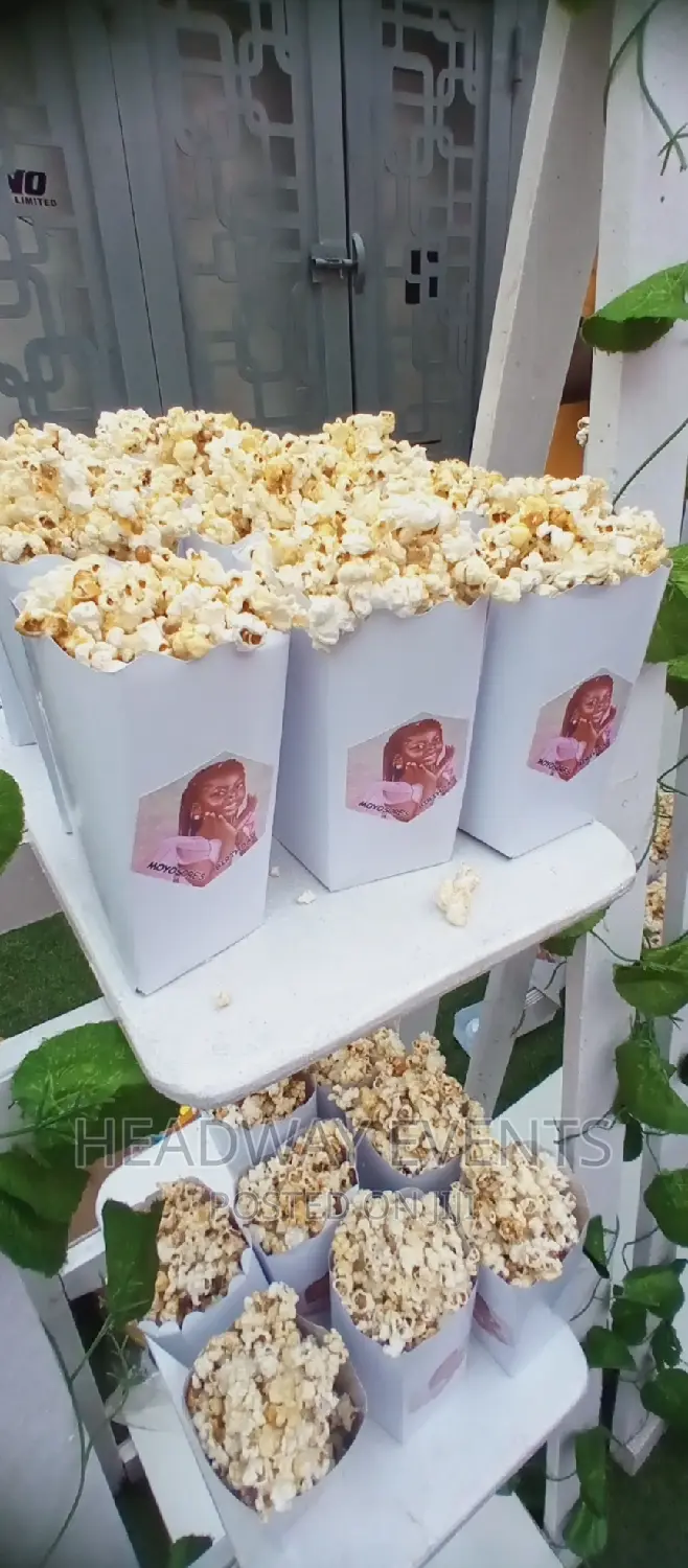 POPCORN OR GIFT STAND Is Available for Rent in Ikorodu