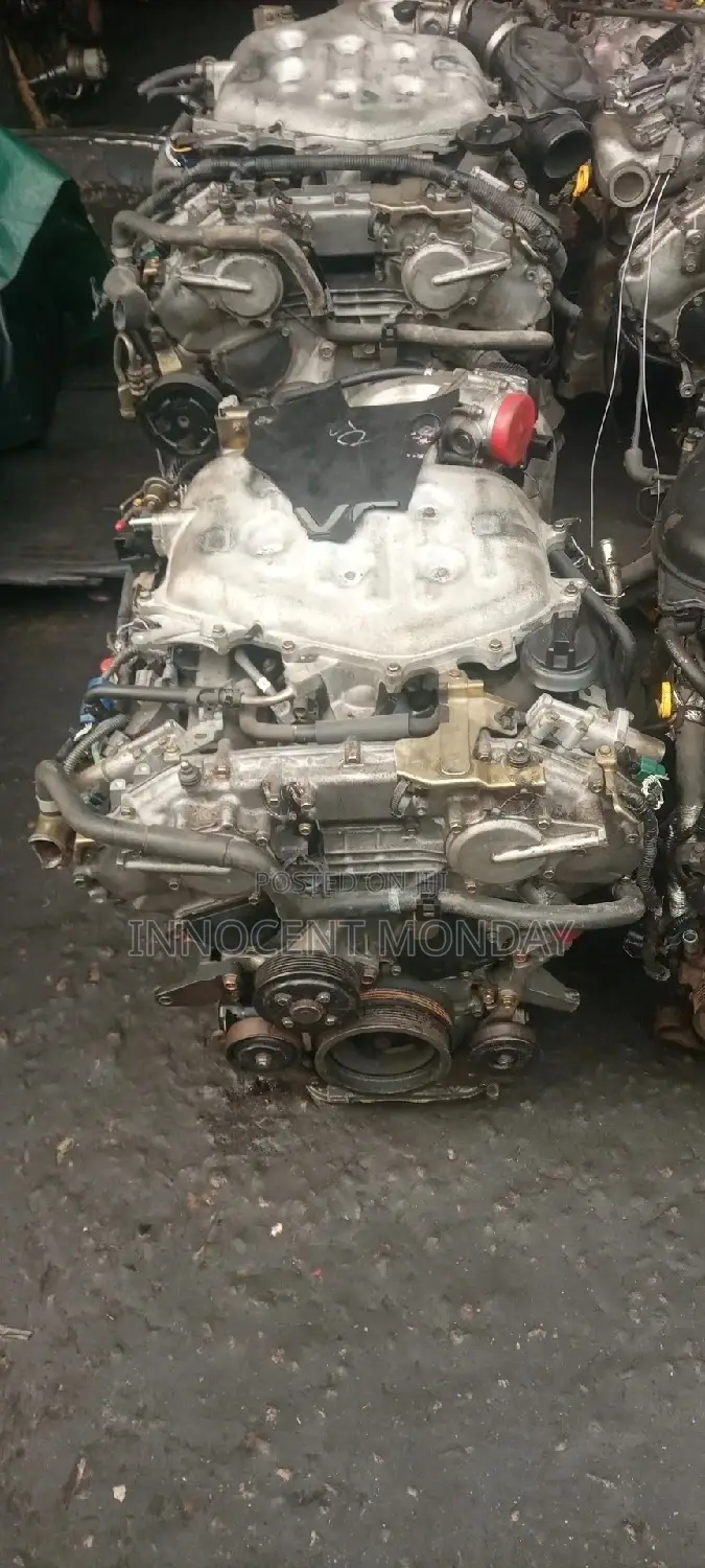 Infiniti G35 Engine.