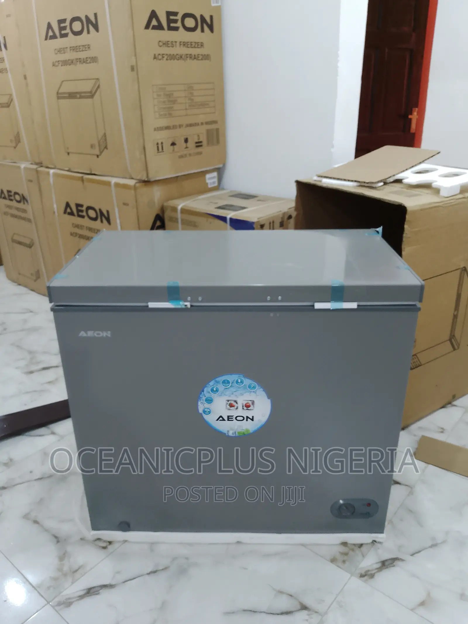 Original Aeon 200L Chest Freezer