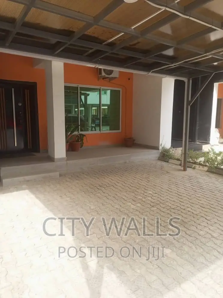 Furnished 2bdrm Townhouse / Terrace in Cyber Ville, Ikate for rent