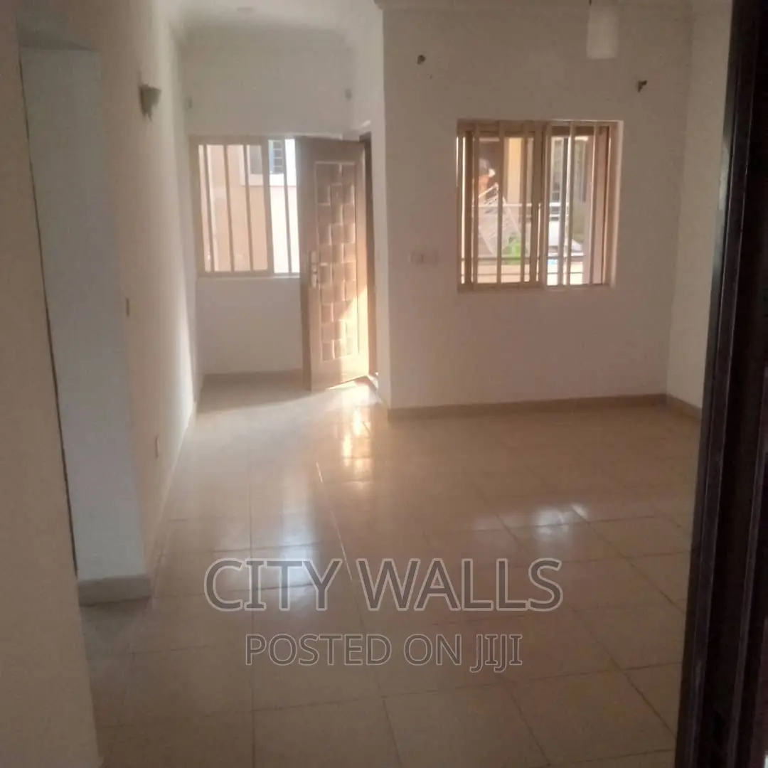 2bdrm Block of Flats in Ogombo for rent