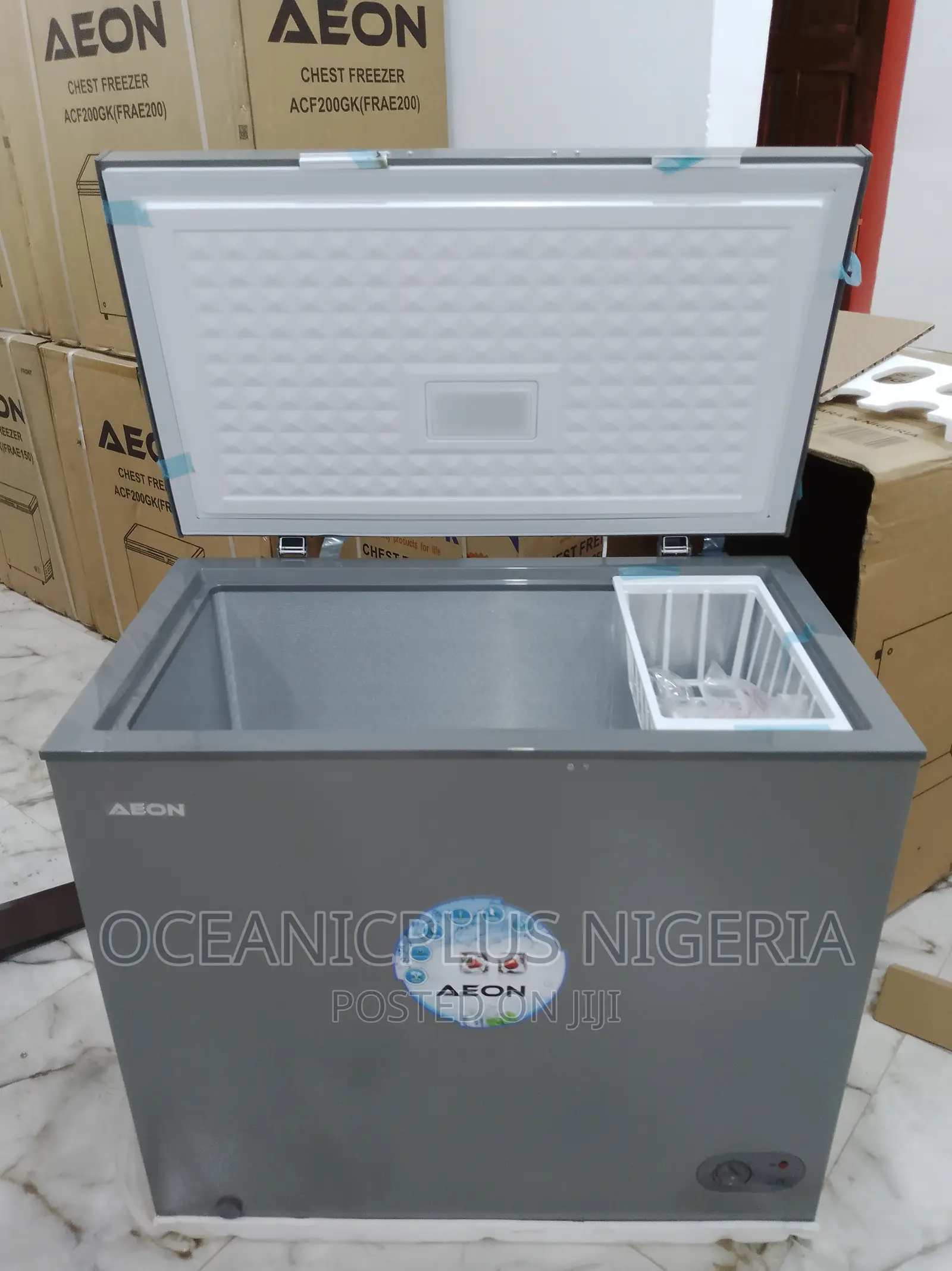 Top Selling 200L Aeon Chest Freezer