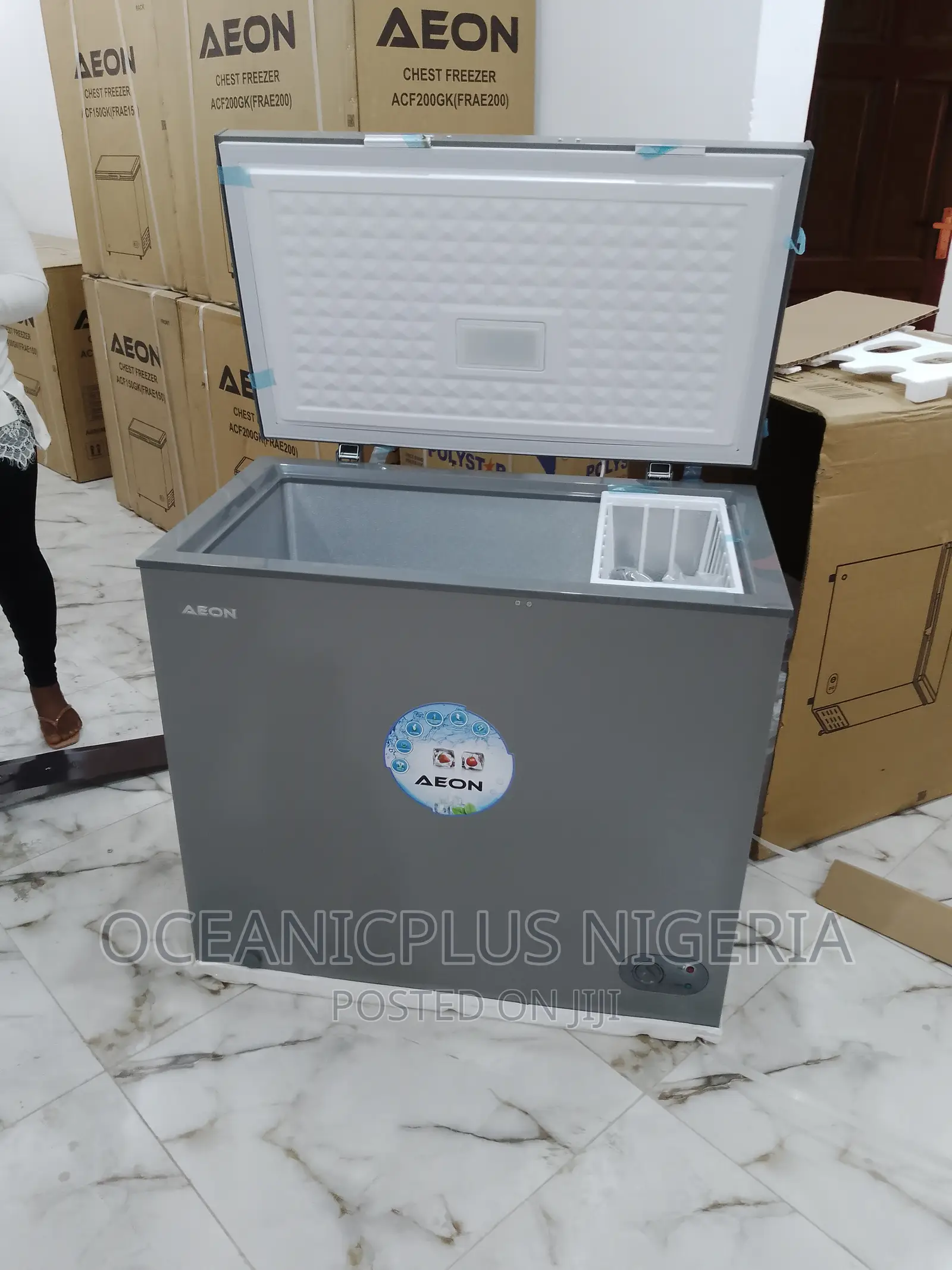 Best Selling Aeon Chest Freezer (200 Litres)