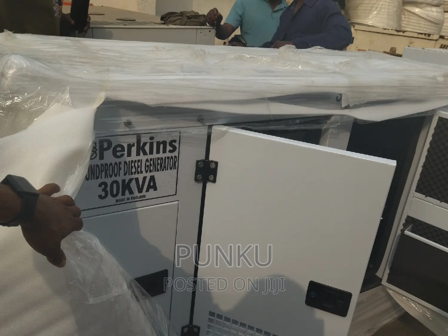 (Brand New Silence Fullcopper Engine Perkins Gen of 30kva