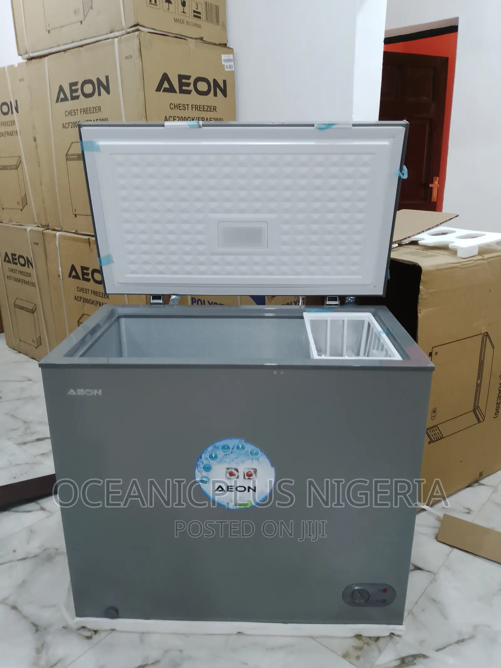 Chest Freezer Aeon 200L (Brand New)