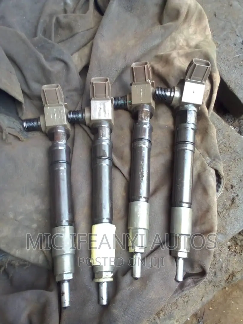 Diesel Injector Nozzle-23670-0e020 for Toyota Hilux 2GD.