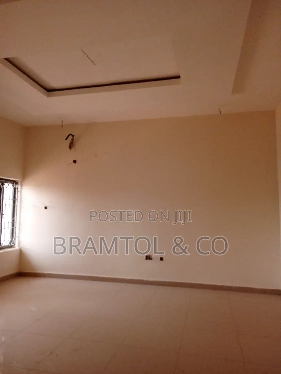 4bdrm Townhouse / Terrace in Durumi for rent