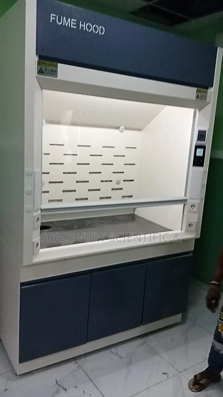 Fume Cupboard Sizes 1500 Is Available in Stock