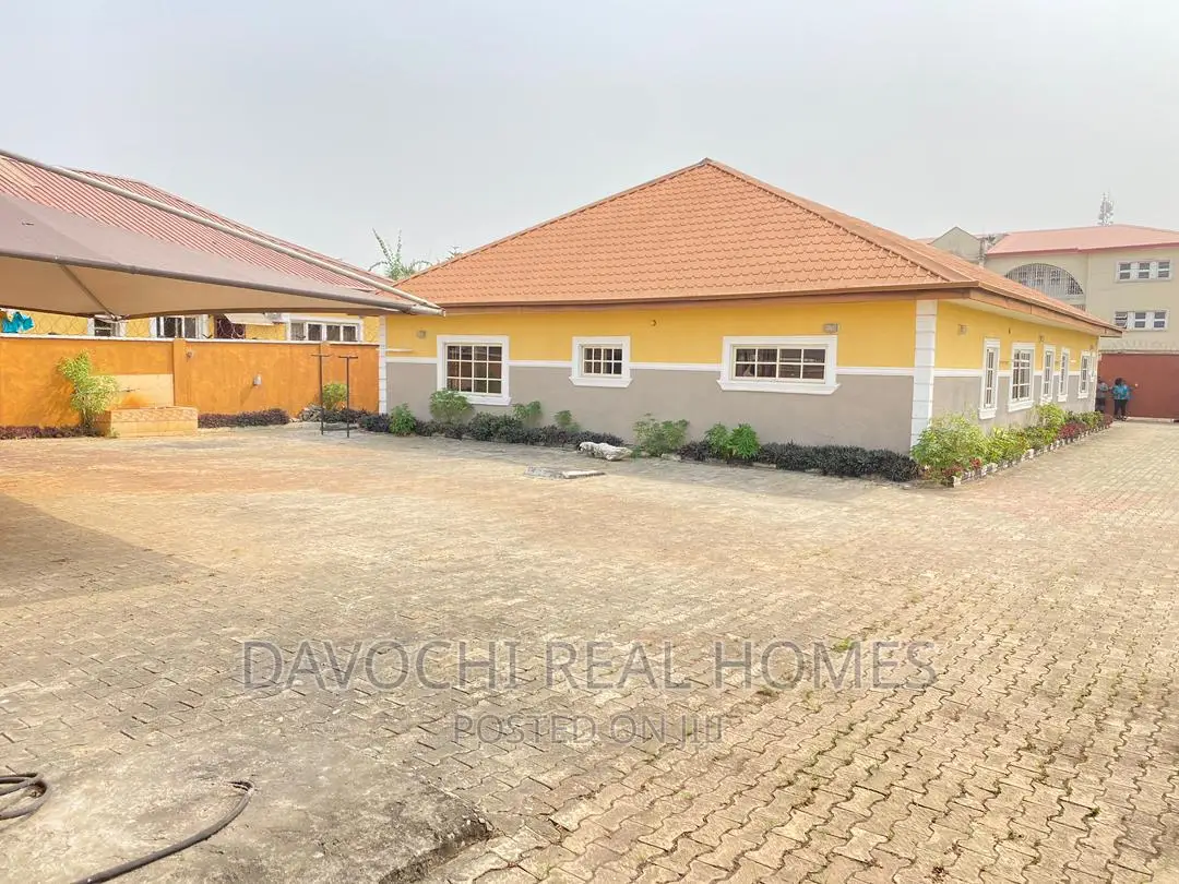 4bdrm Bungalow in Grenville Estate for sale