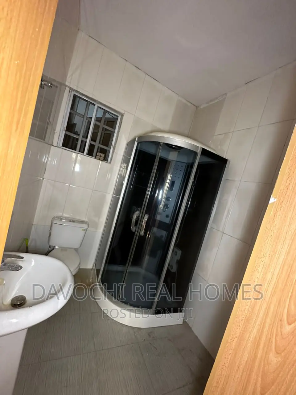 3bdrm Duplex in Orchid Road, Lekki for rent