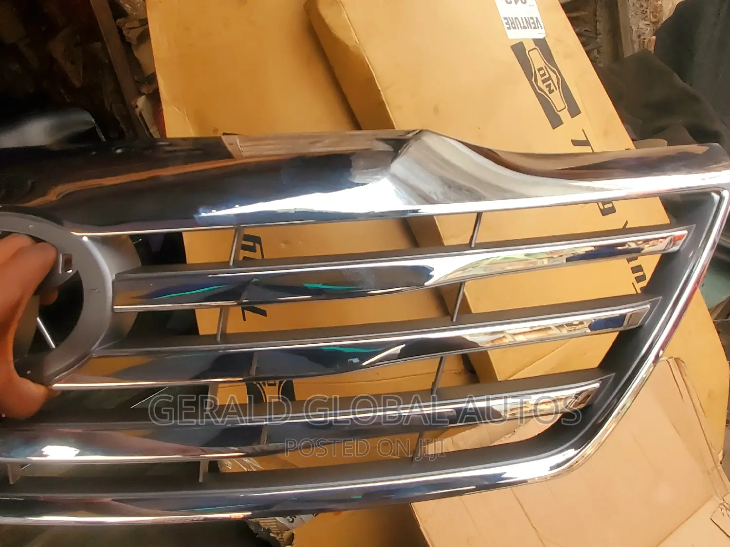 Front Grille Toyota Fortuner 2012