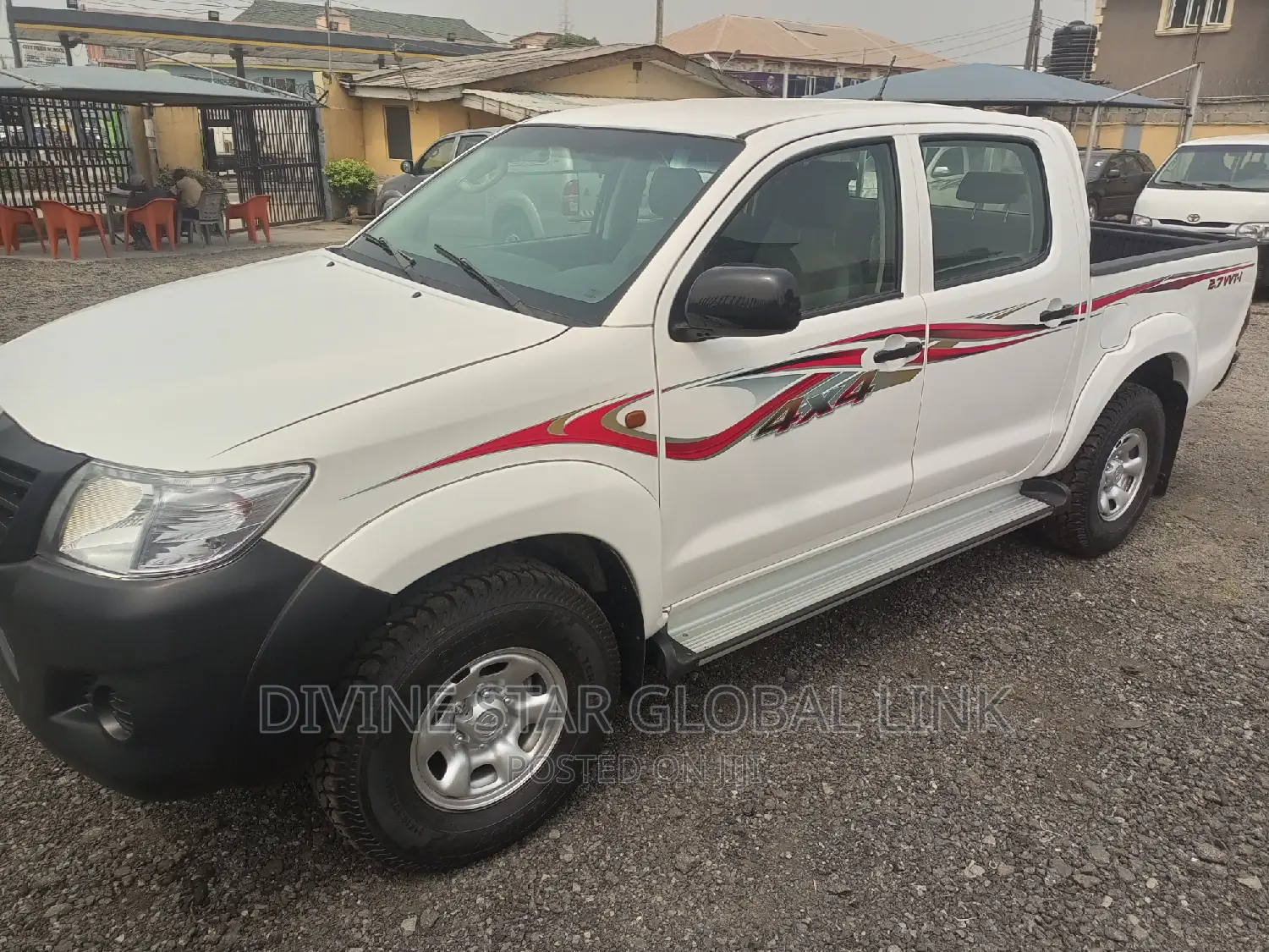 Toyota Hilux WORKMATE 4x4 2014 White