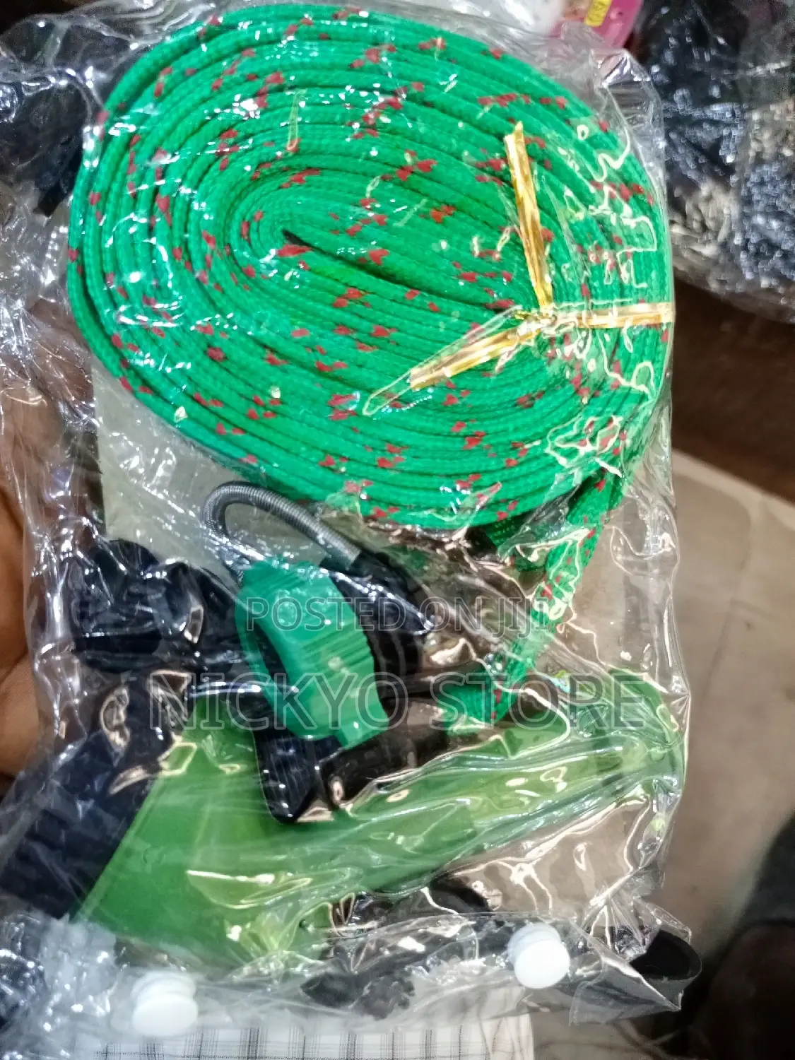 Squirt Gun For Vehicle House Cleaning, Garden Hose Pipe.