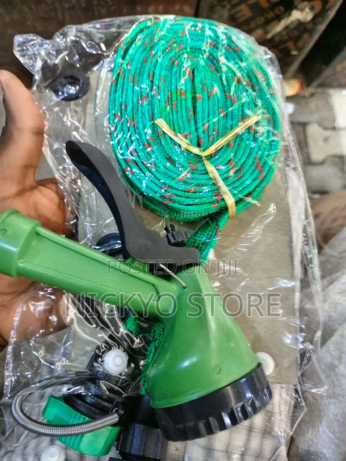 Squirt Gun For Vehicle House Cleaning, Garden Hose Pipe.