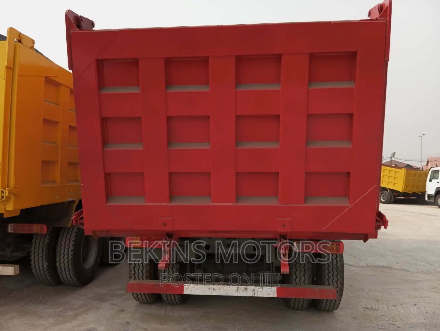 Howo Sinotruck 2014 Red