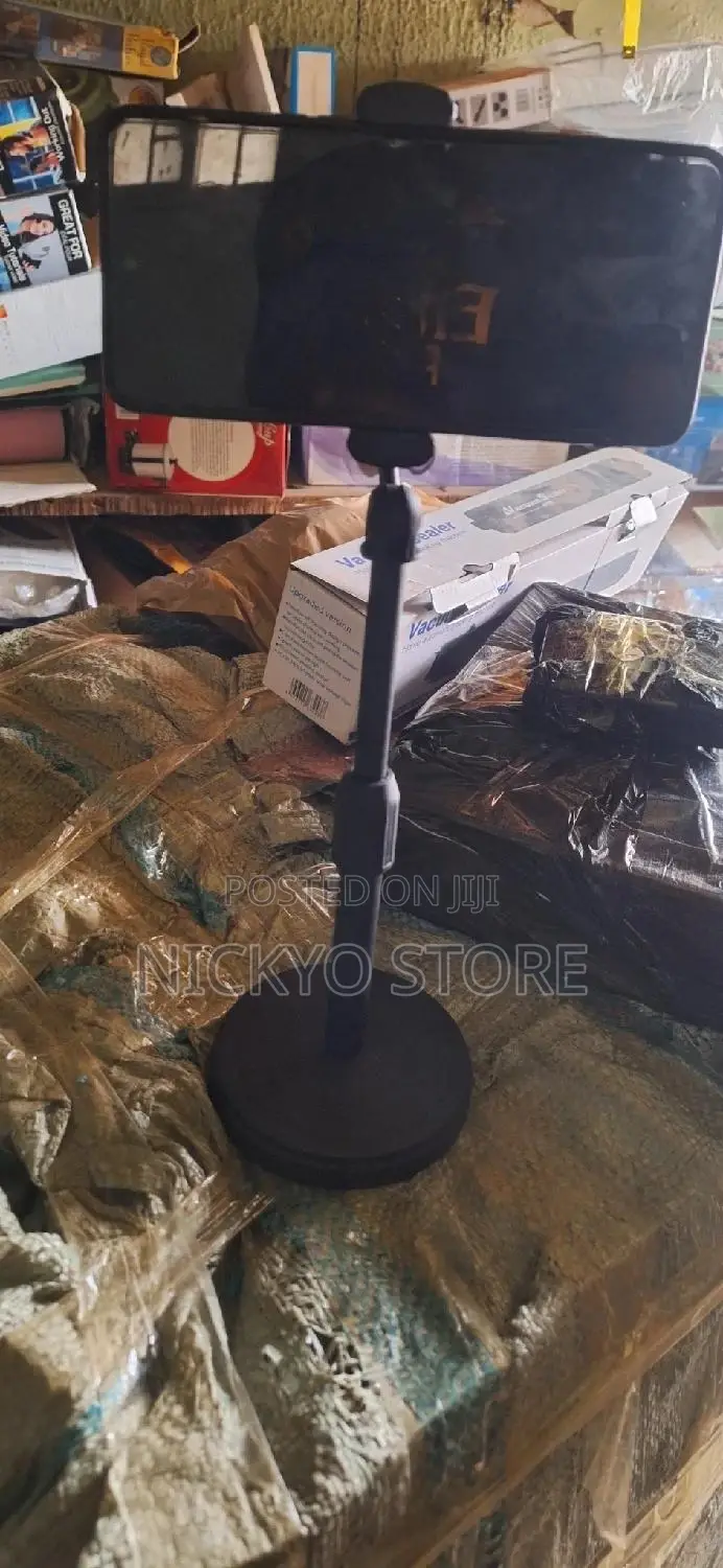 Adjustable Desktop Phone Stand – Heavy Base