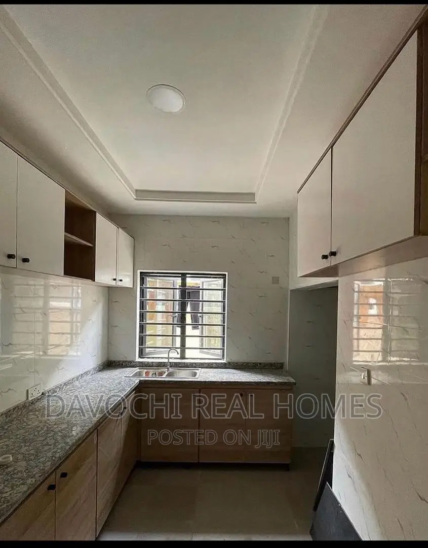 3bdrm Apartment in Ikota Villa Estate, Lekki for rent