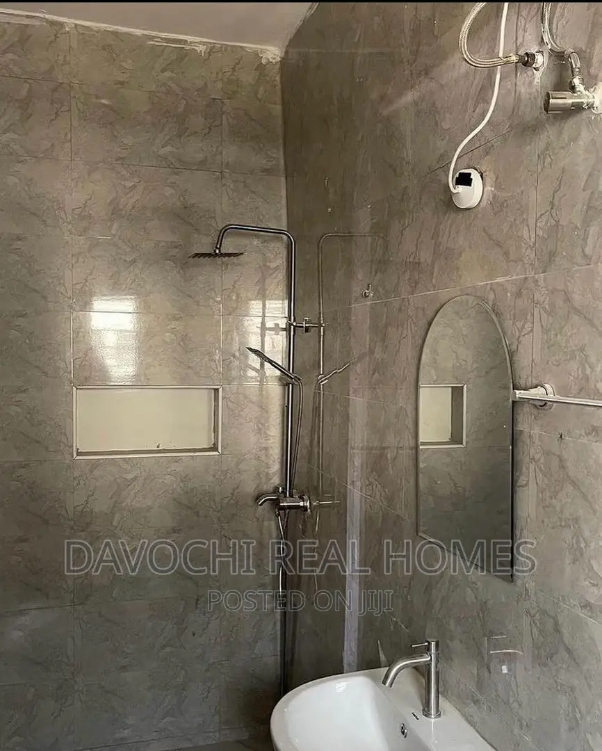 3bdrm Apartment in Ikota Villa Estate, Lekki for rent