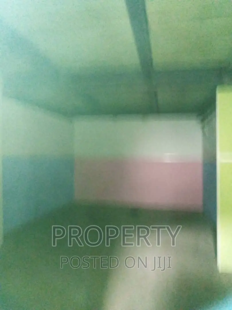 400 SQM Warehouse Ezek