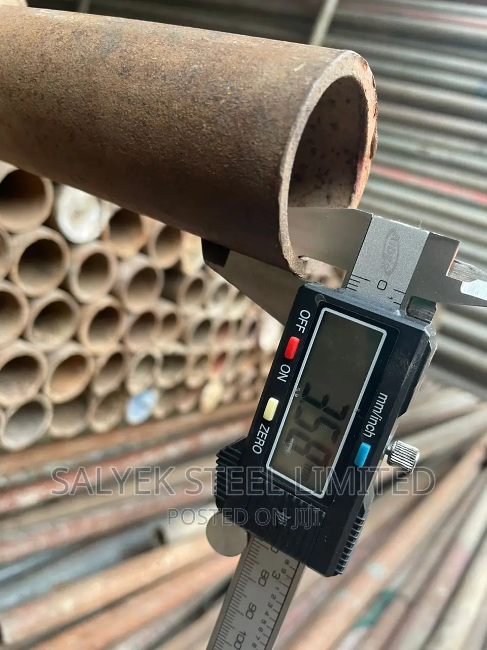 11⁄2x3mm Round Pipe