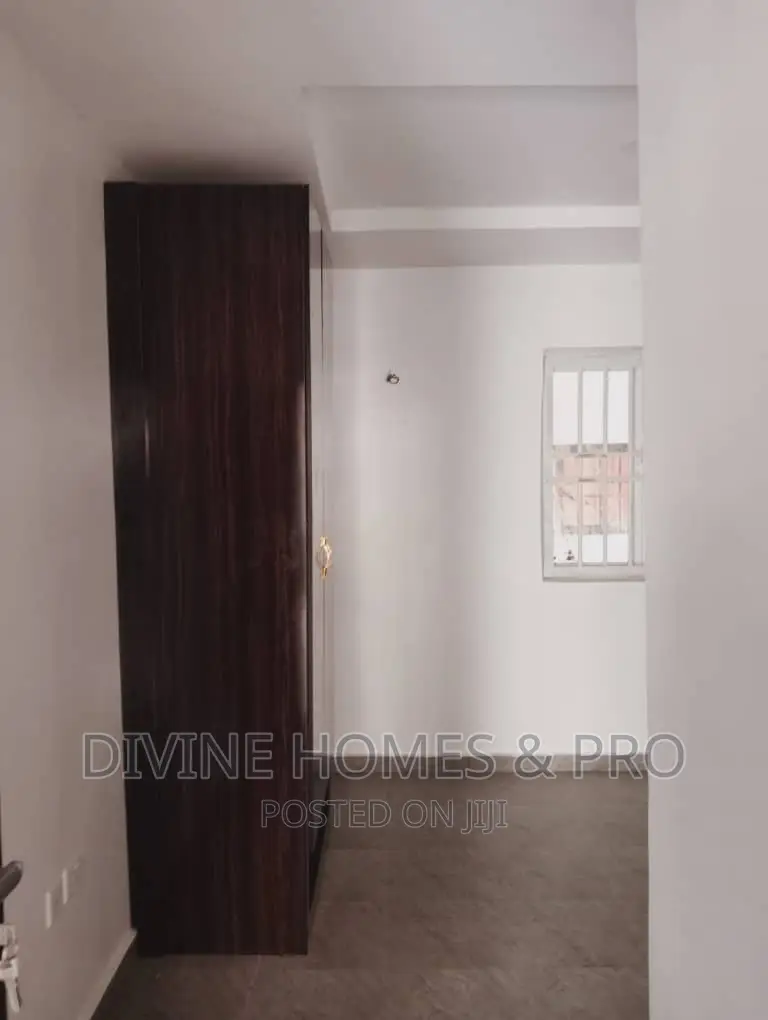 4bdrm Duplex in Life Camp for rent