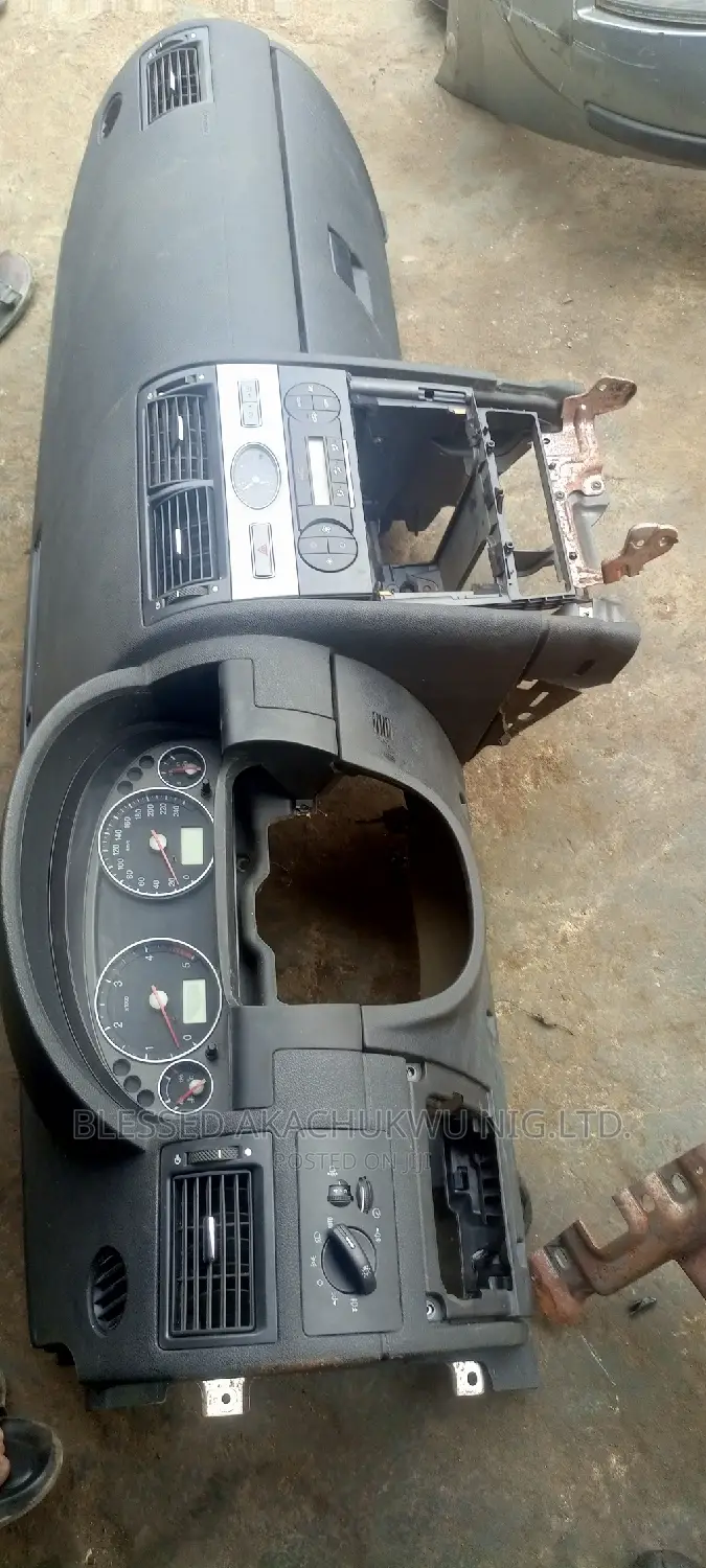 Ford Mondeo Dashboard