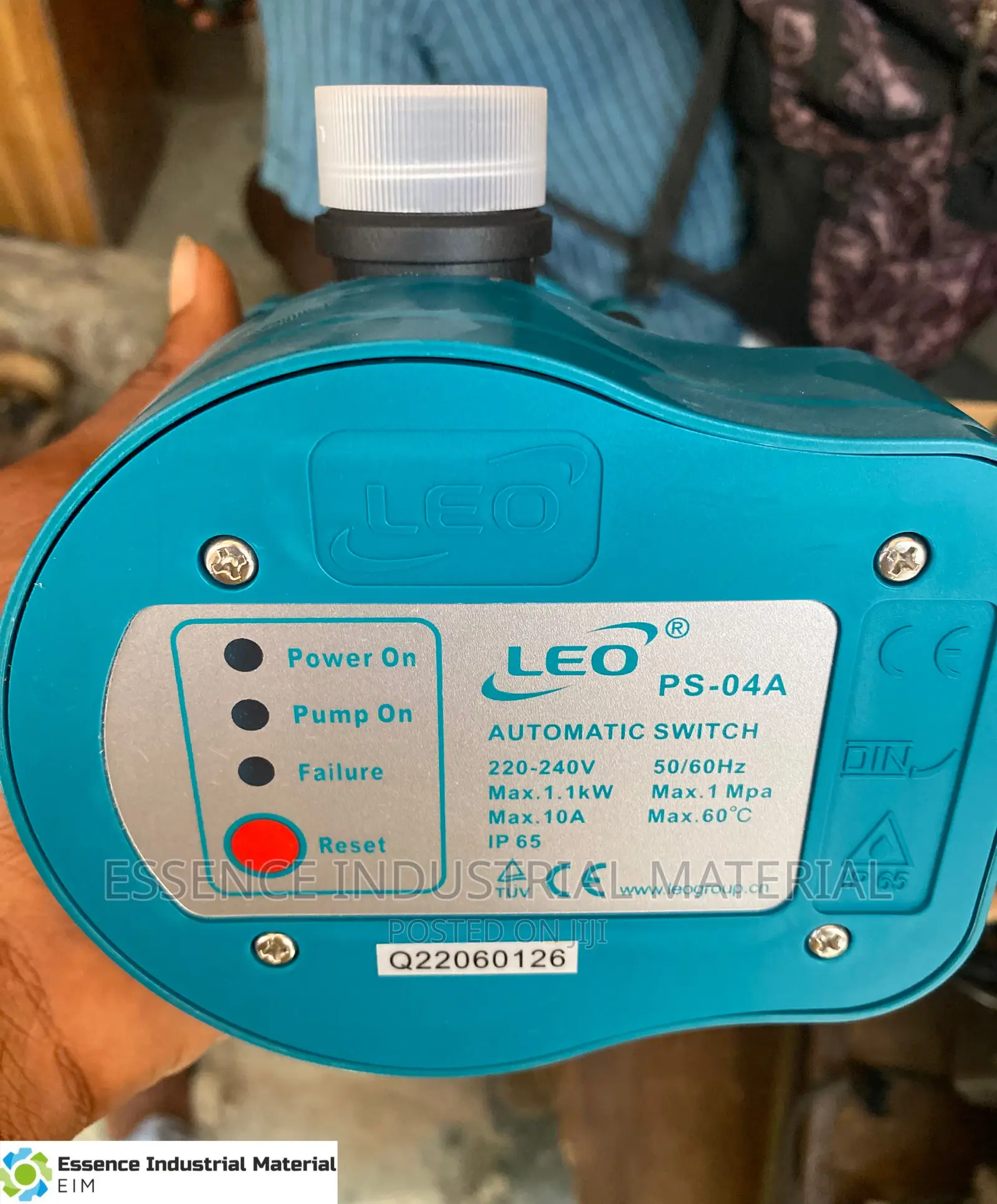The LEO PS-04A Automatic Pressure Switch