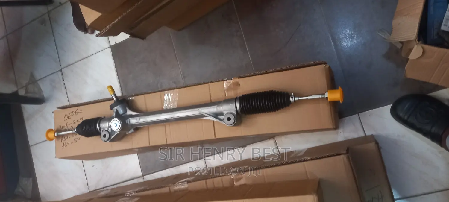 Streeing Rack Toyota Highlander 2015/ 2019