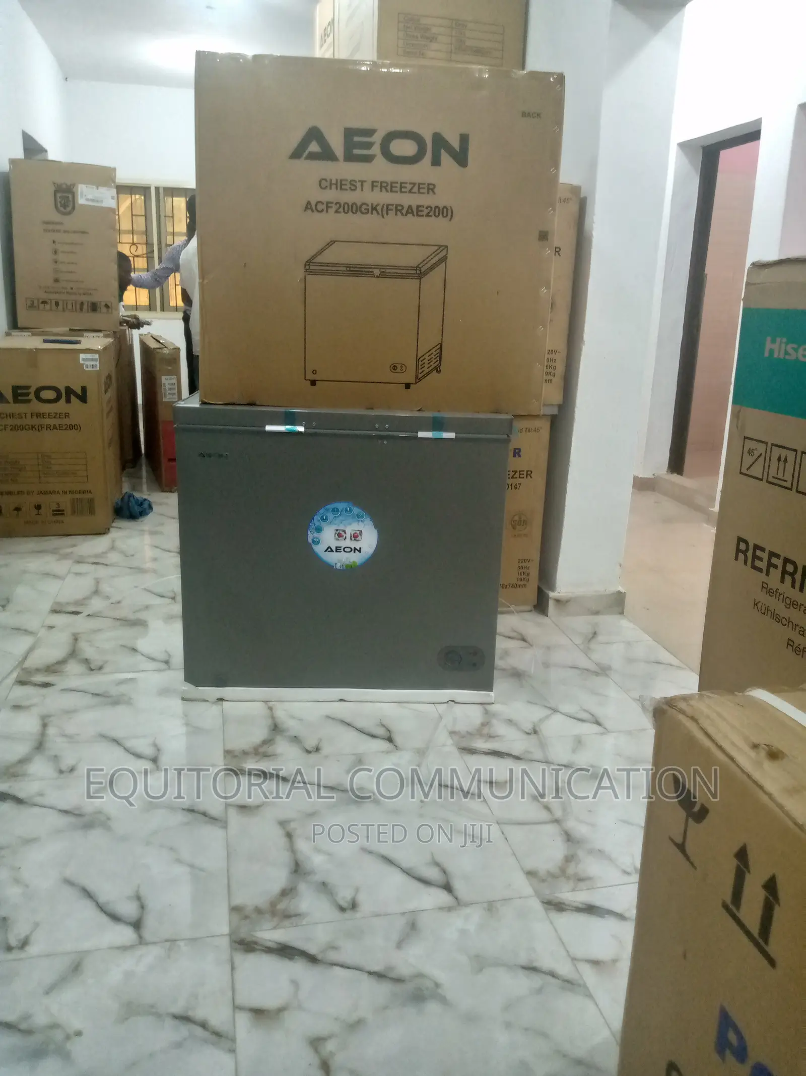 Aeon 200 Litre Chest Freezer R600a- Grey Colour .