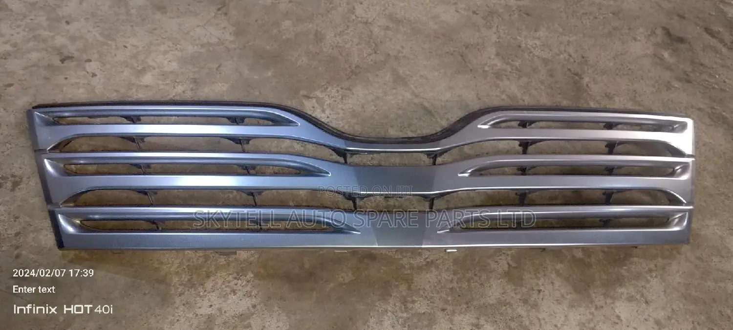 Venza Front Grill 2010