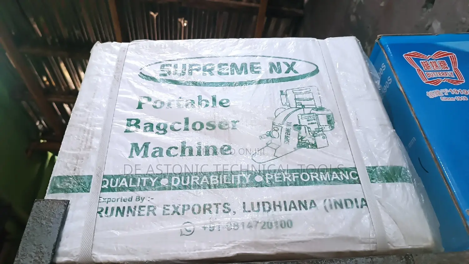 Supreme Bag Closer Machine