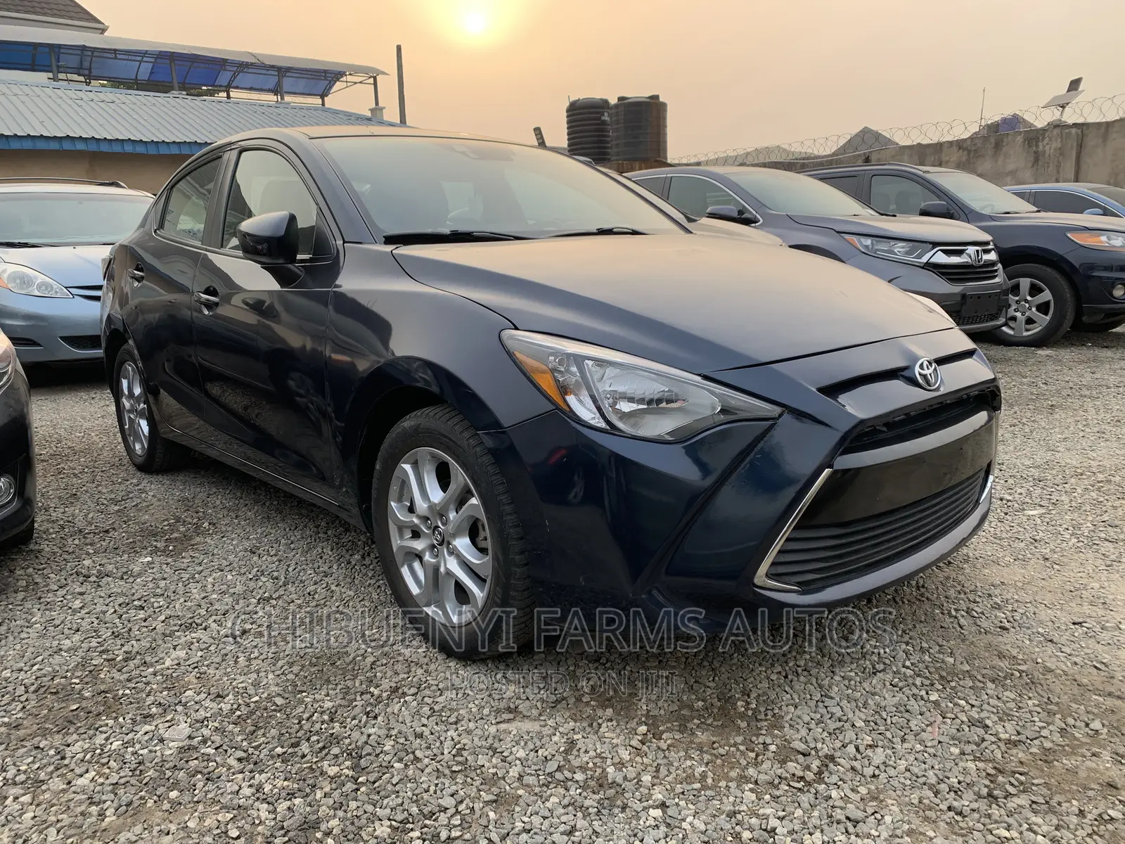 Toyota Yaris 2018 Gray