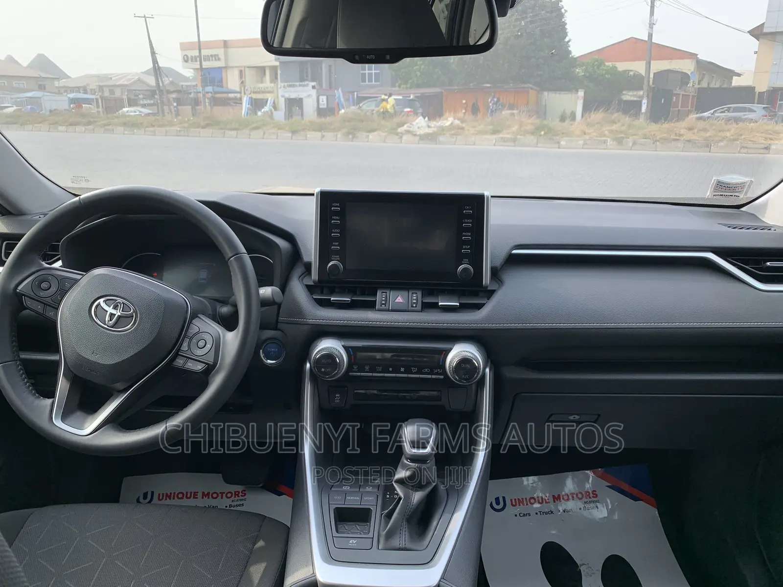 Toyota RAV4 XLE Premium 2022 Matt Black