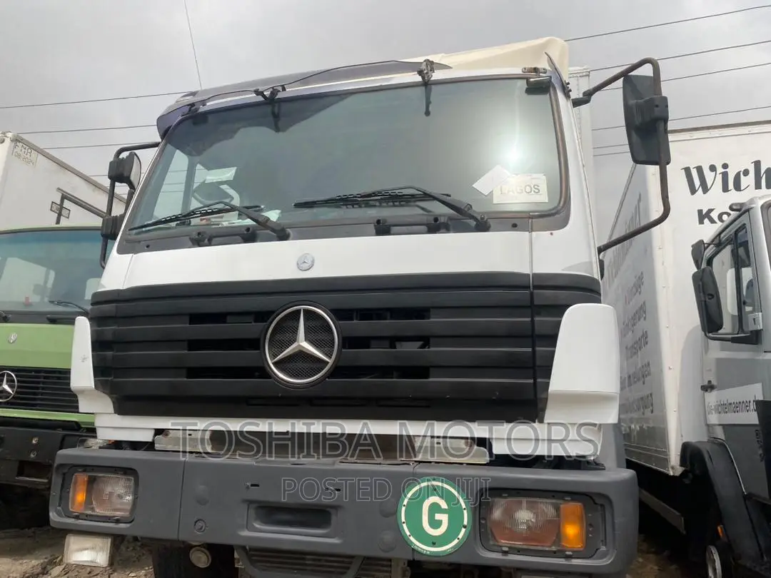 Mercedes Benz 1824