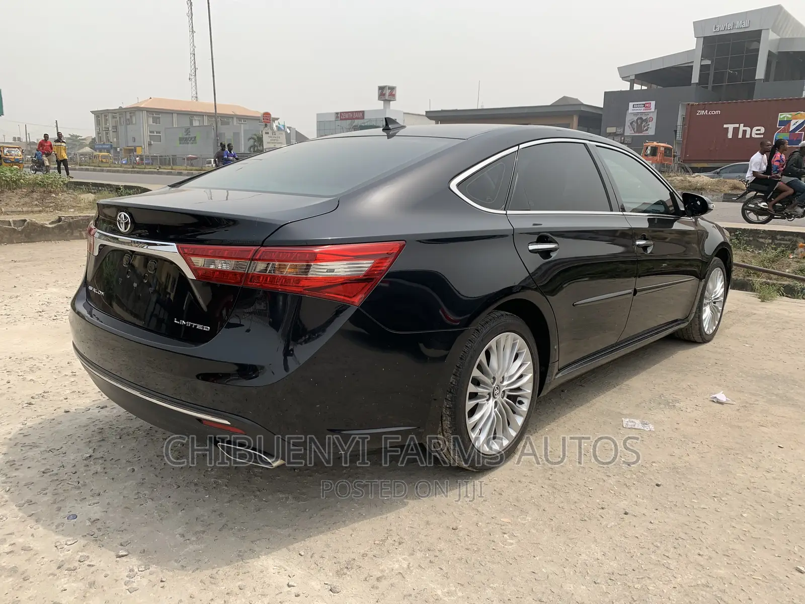 Toyota Avalon Limited (3.5L 6cyl 6A) 2018 Black