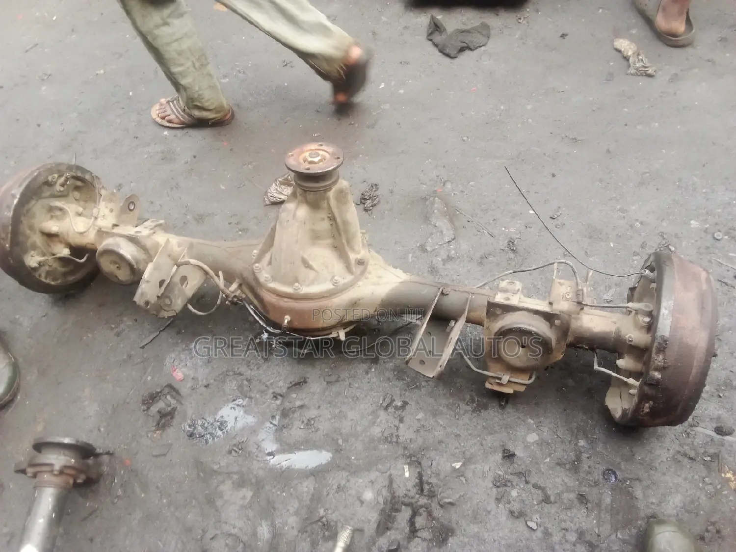 Back Axel Nissan Pathfinder Old Model,Direct Tokunbo 