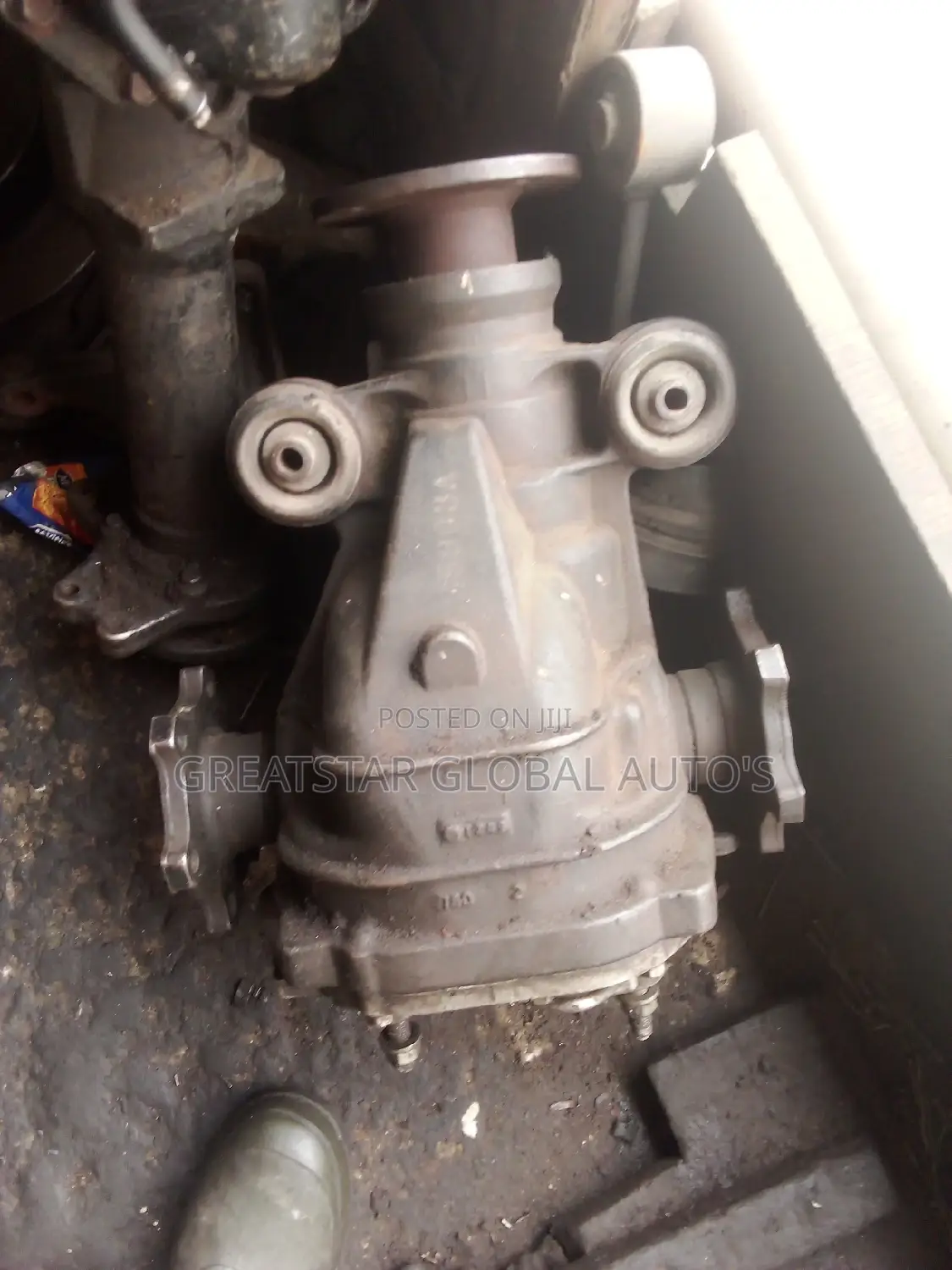 Axel for Nissan Armada