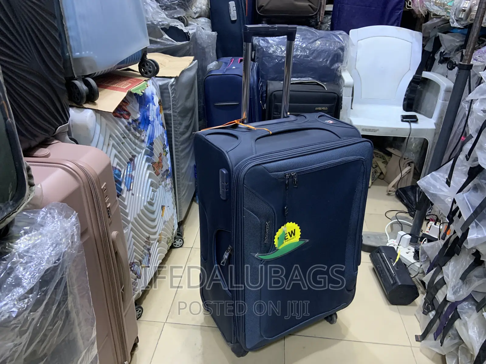 Medium Size High Quality Blue Leaves King Travel Luggage