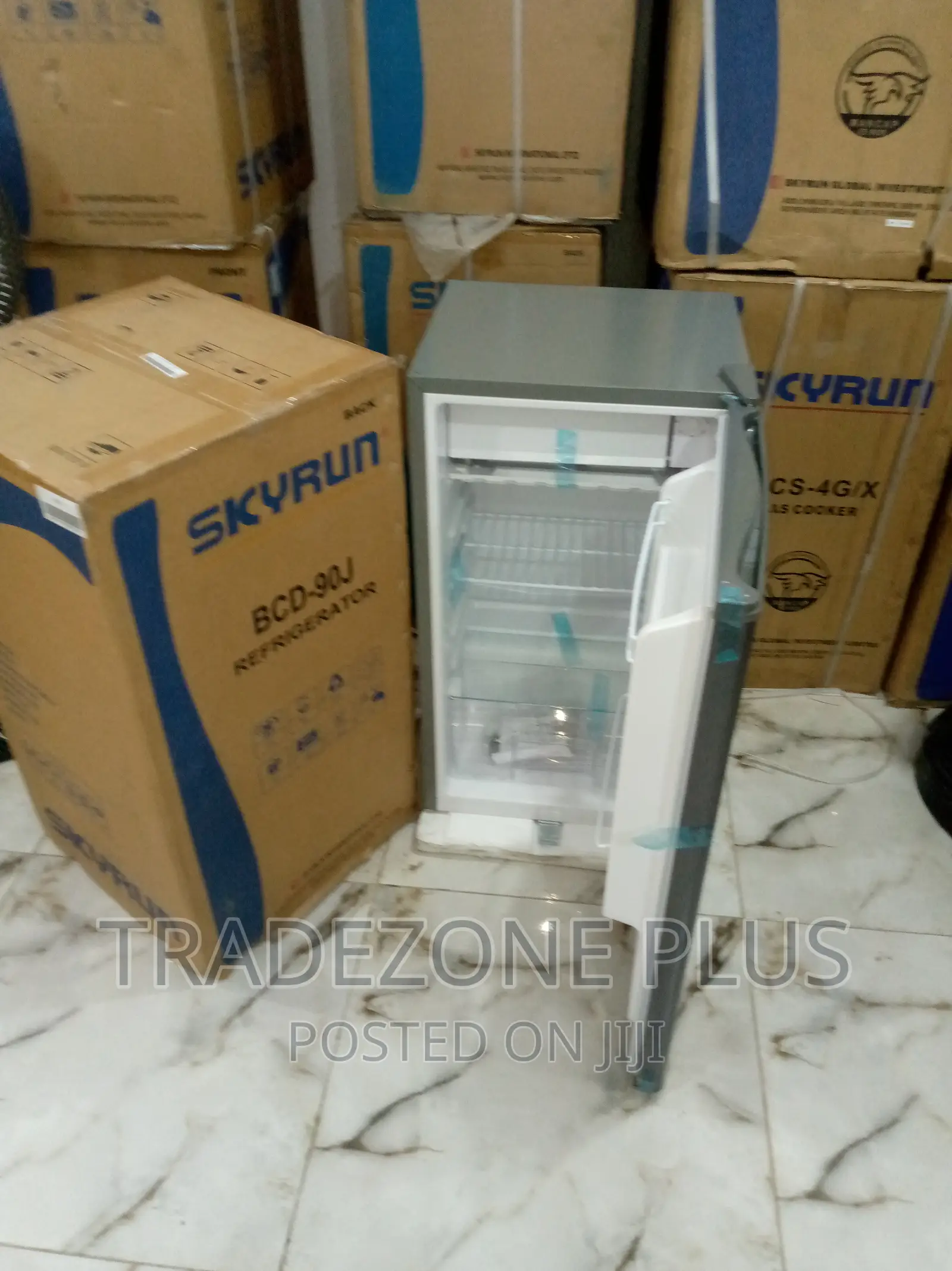 Skyrun Refrigerator BCD-90J(Sigle Door)80L