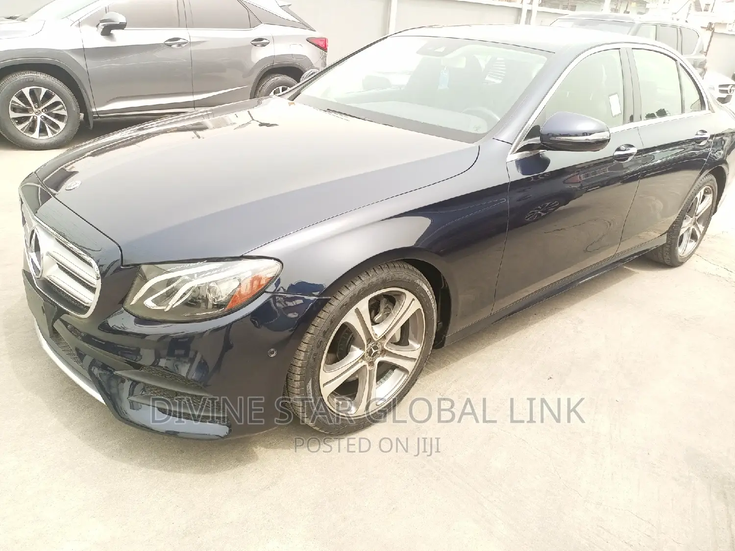 Mercedes-Benz E300 2018 Blue