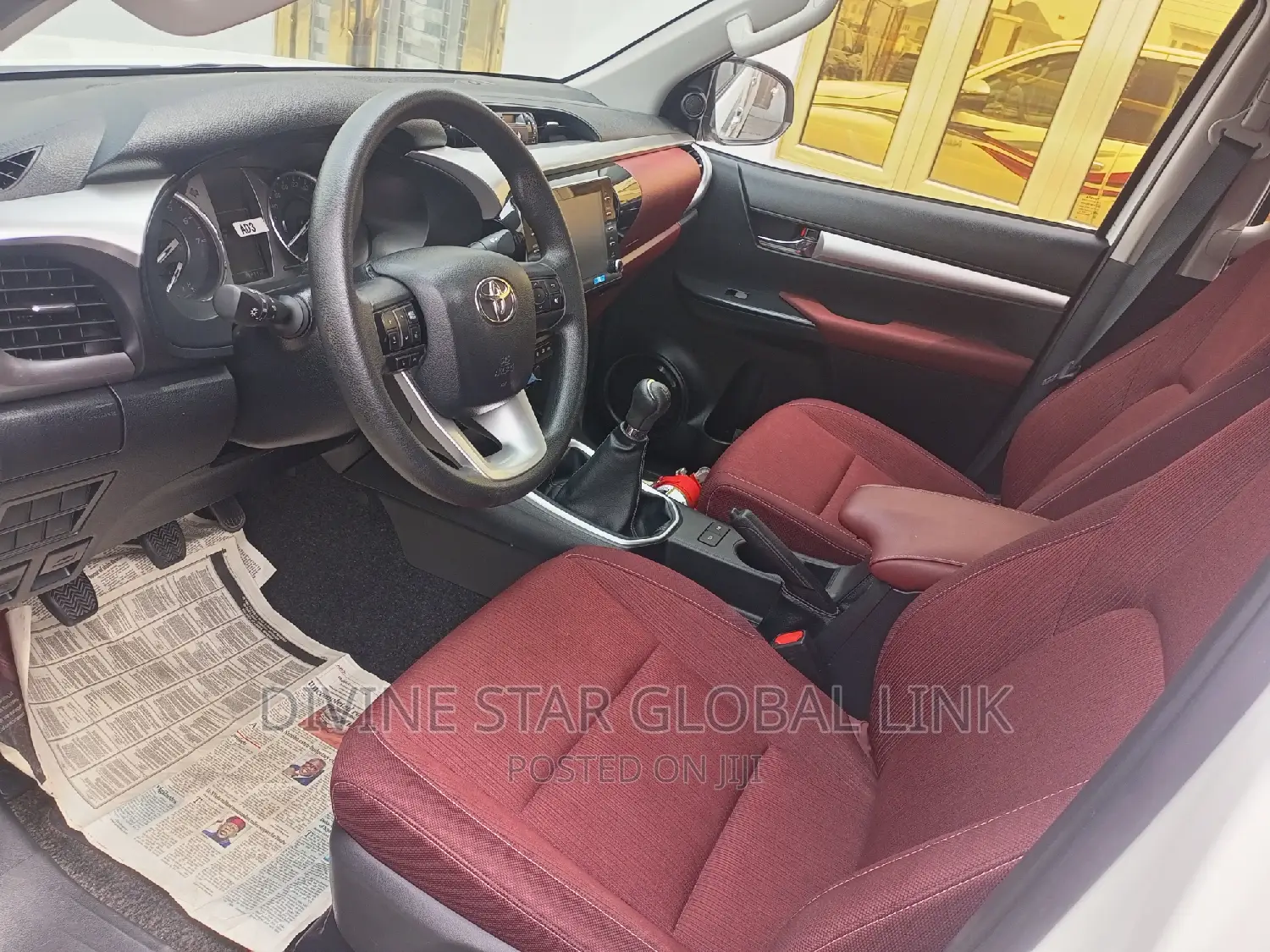 New Toyota Hilux 2023 White