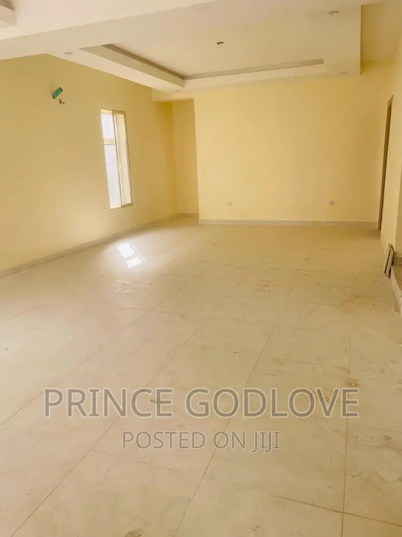 4bdrm Duplex in Urban Shelter, Dawaki for sale