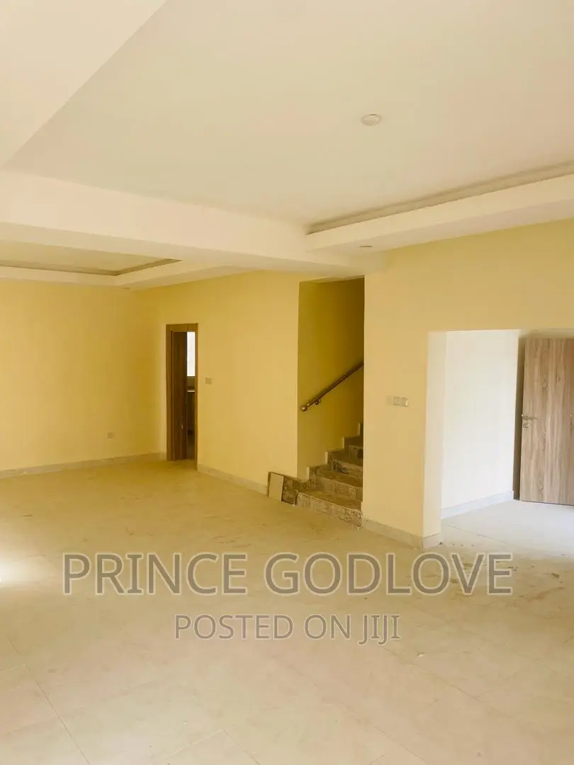 4bdrm Duplex in Urban Shelter, Dawaki for sale