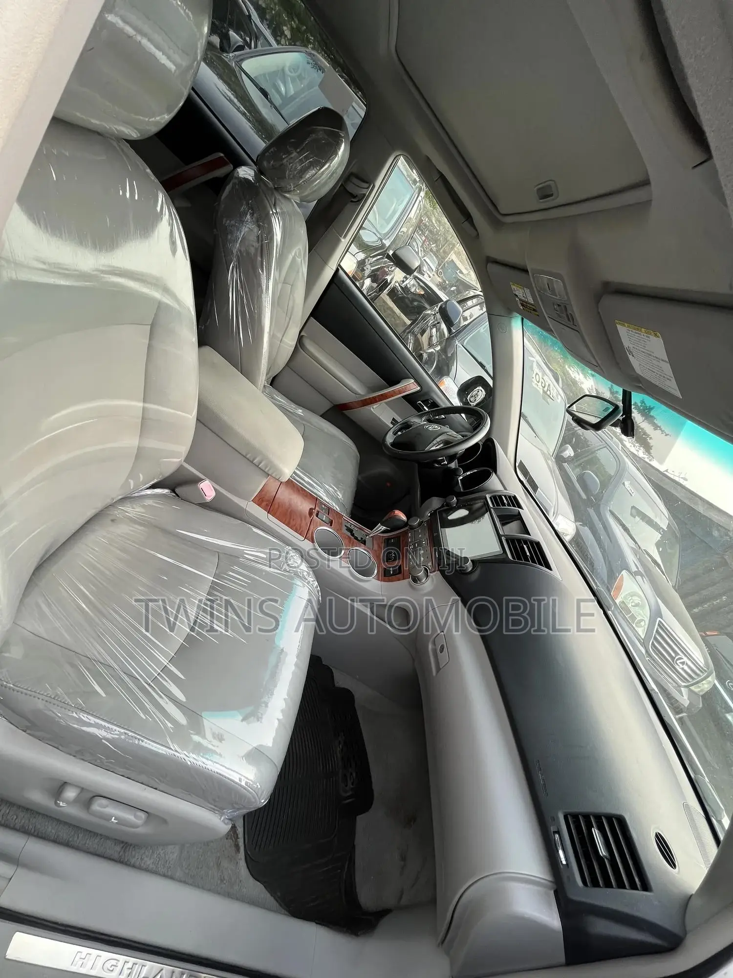 Toyota Highlander Limited 2010 Silver