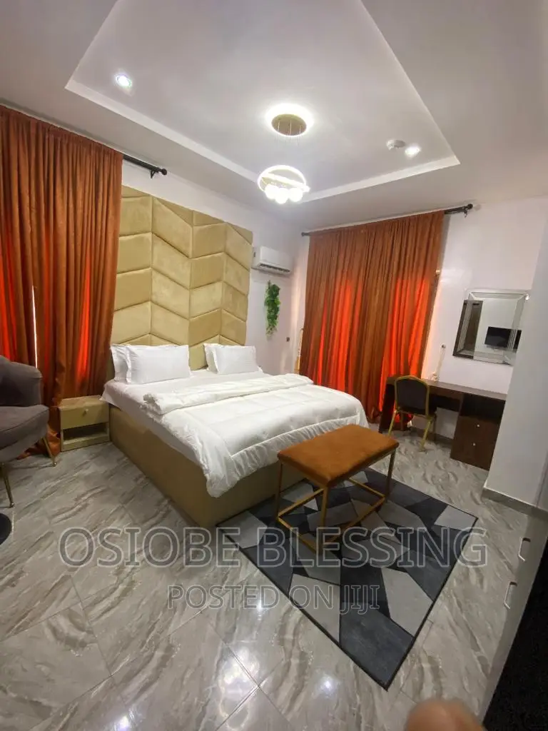 Sea View Tastefully Furnished 3bedrooms Apartment in Ikoyi