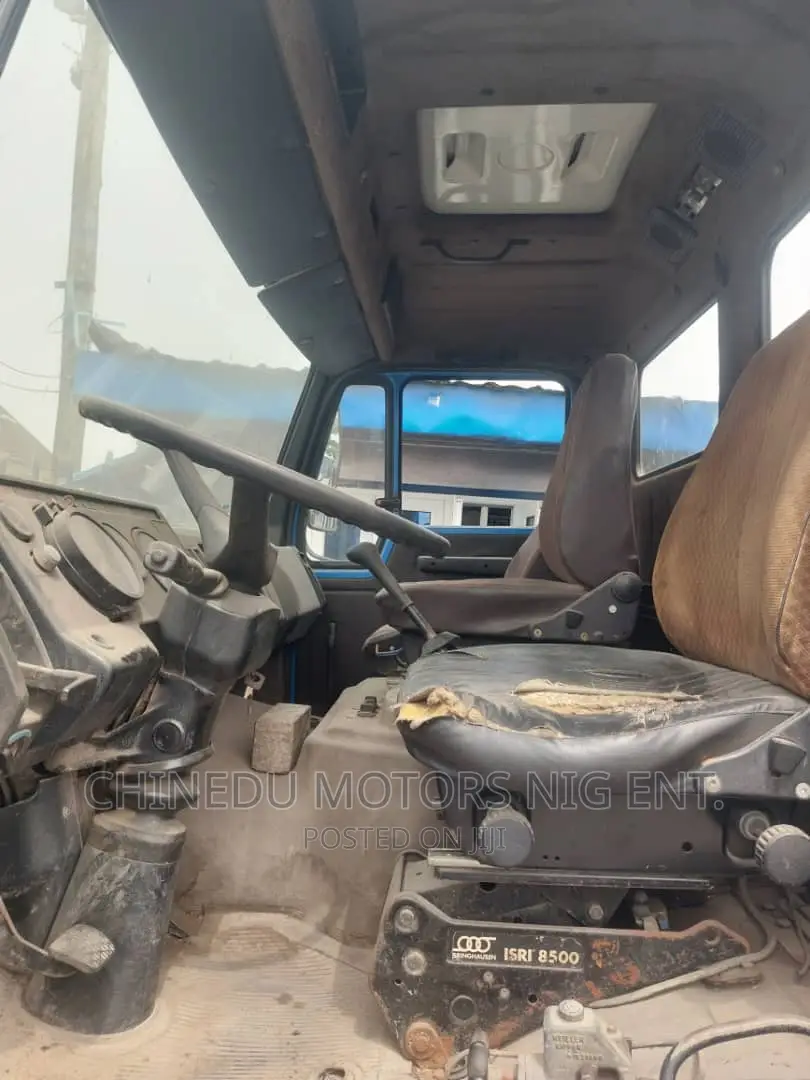 Mercedes 1617 Truck Hyaib 5 Tons