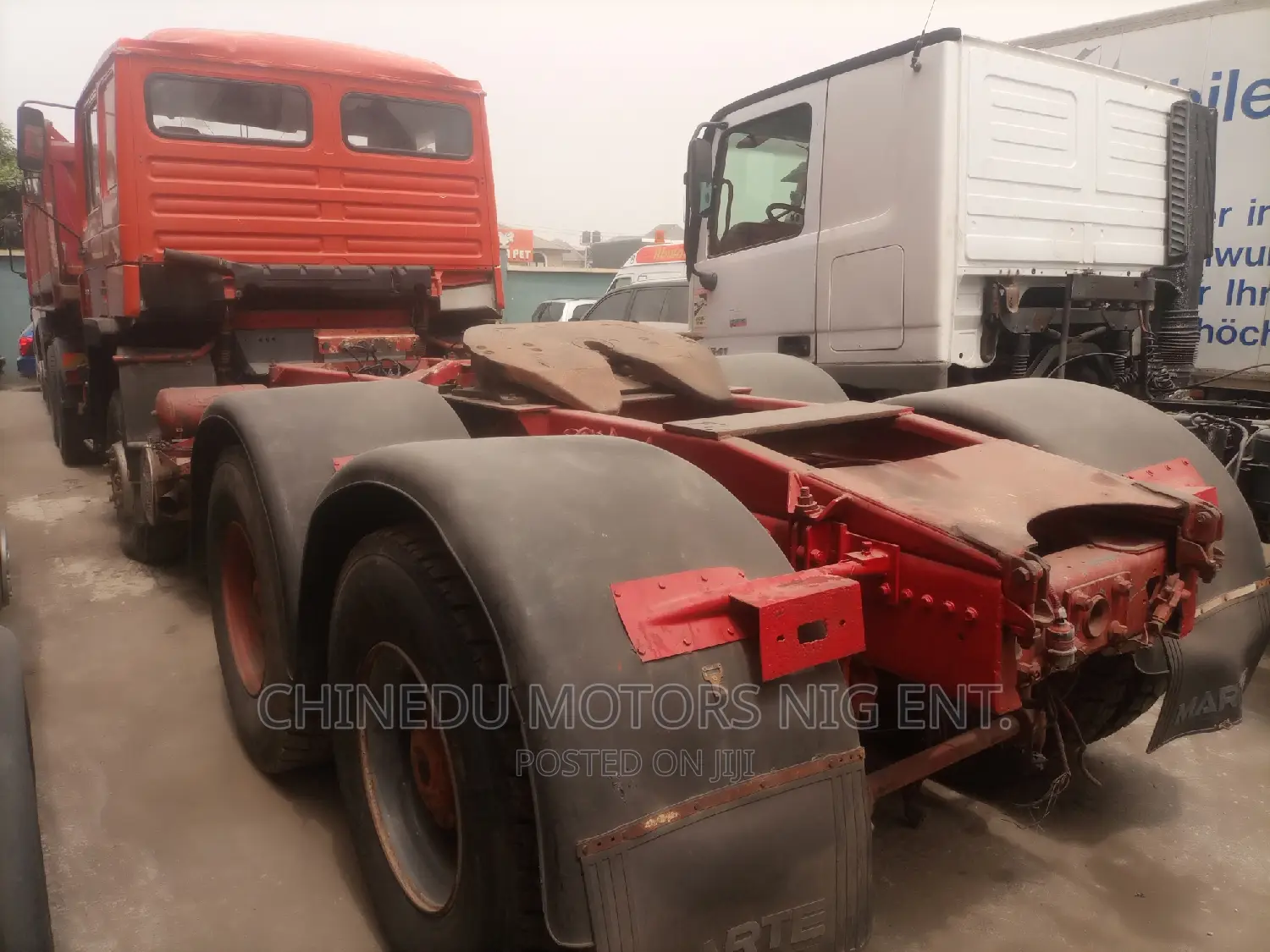 Man 33.502 Tractor Head 10 Tyres
