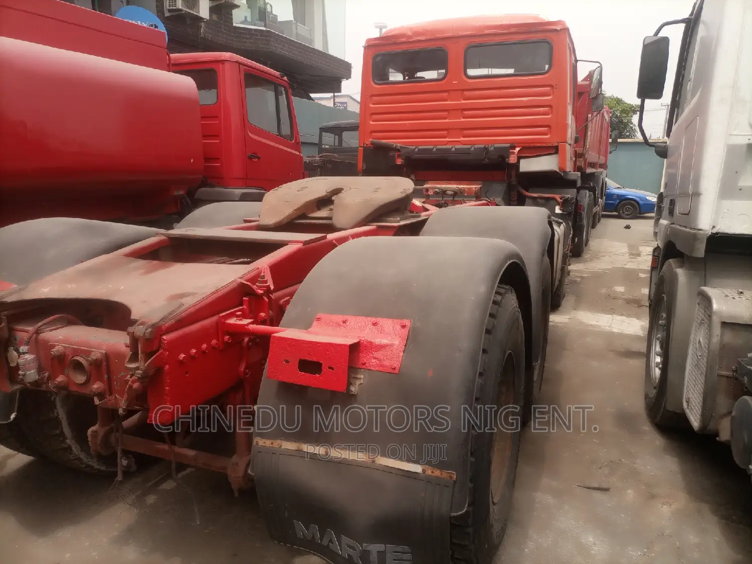 Man 33.502 Tractor Head 10 Tyres