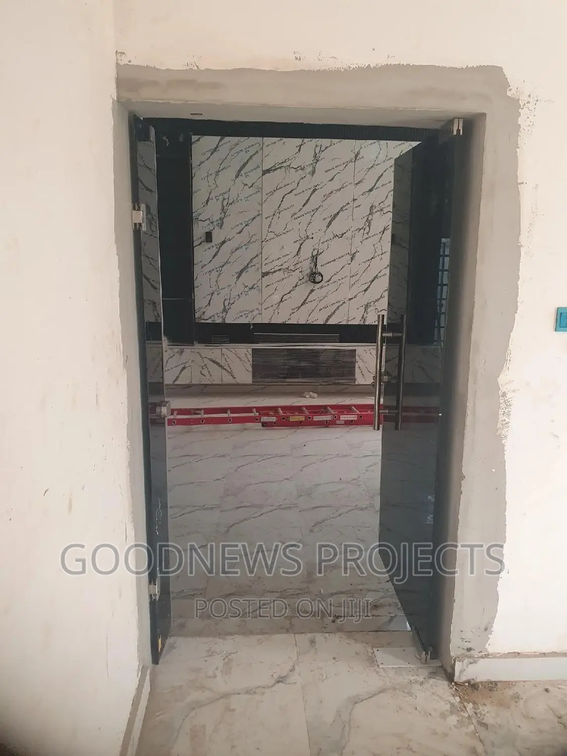 Ante Room Frameless Glass Door